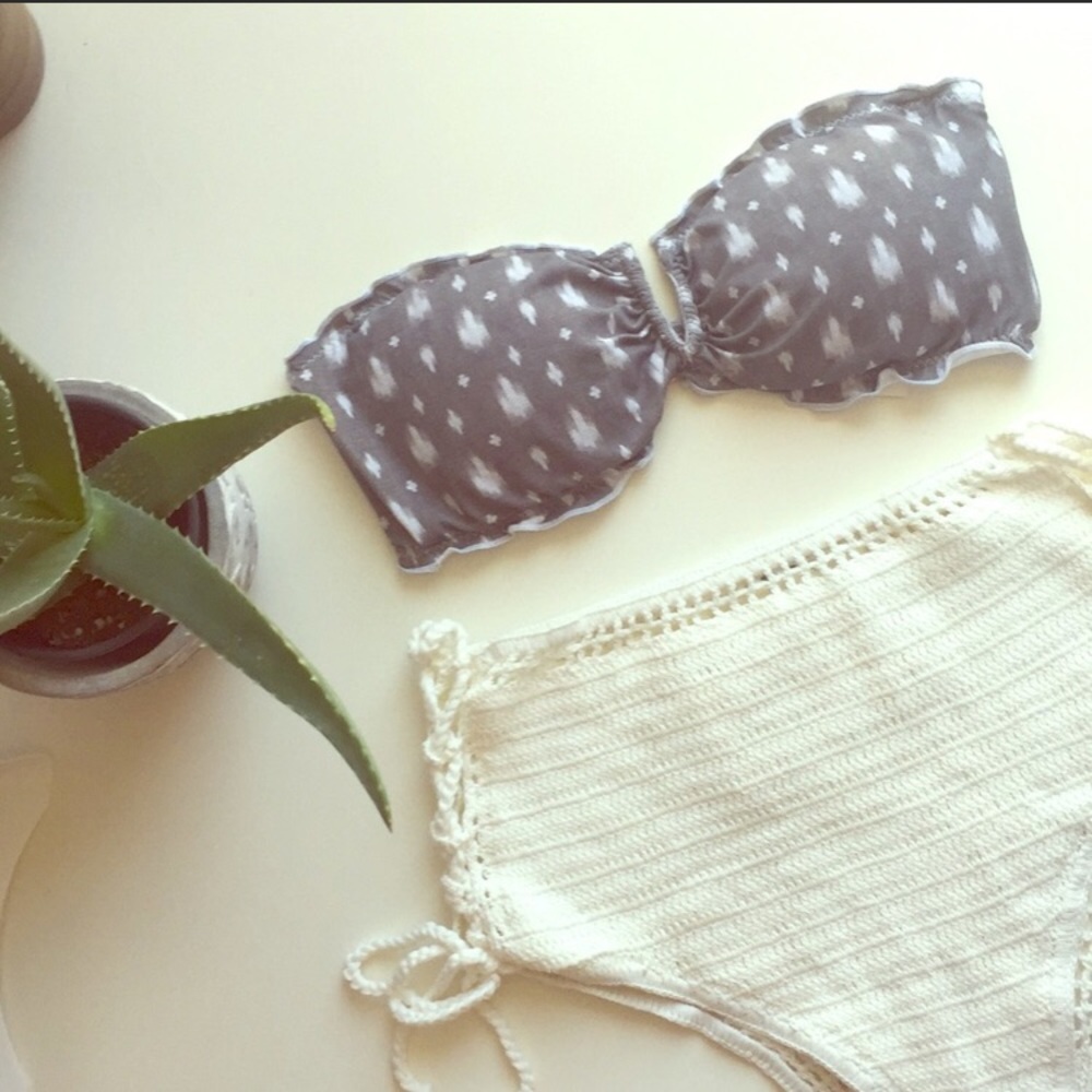 HP 🎉 NWT Billabong high waisted crocheted bikini - Picture 5 of 5